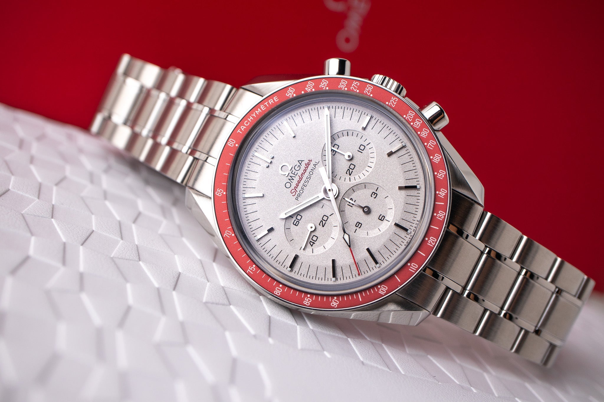Omega Speedmaster Tokyo 2020 “Rising Sun” 522.30.42.30.06.001