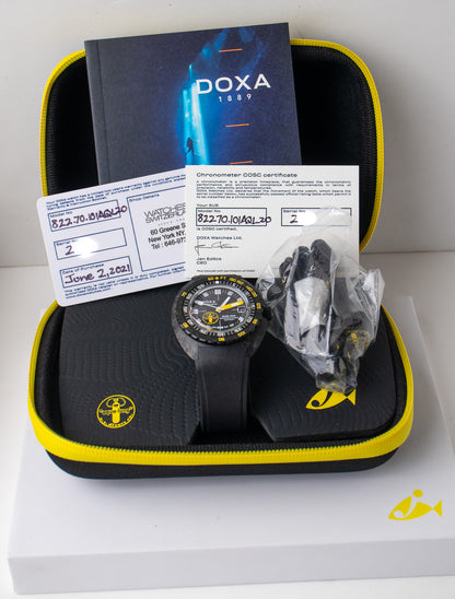 Doxa SUB 300 Carbon Aqua Lung US Divers Sharkhunter 822.70.101AQL.20