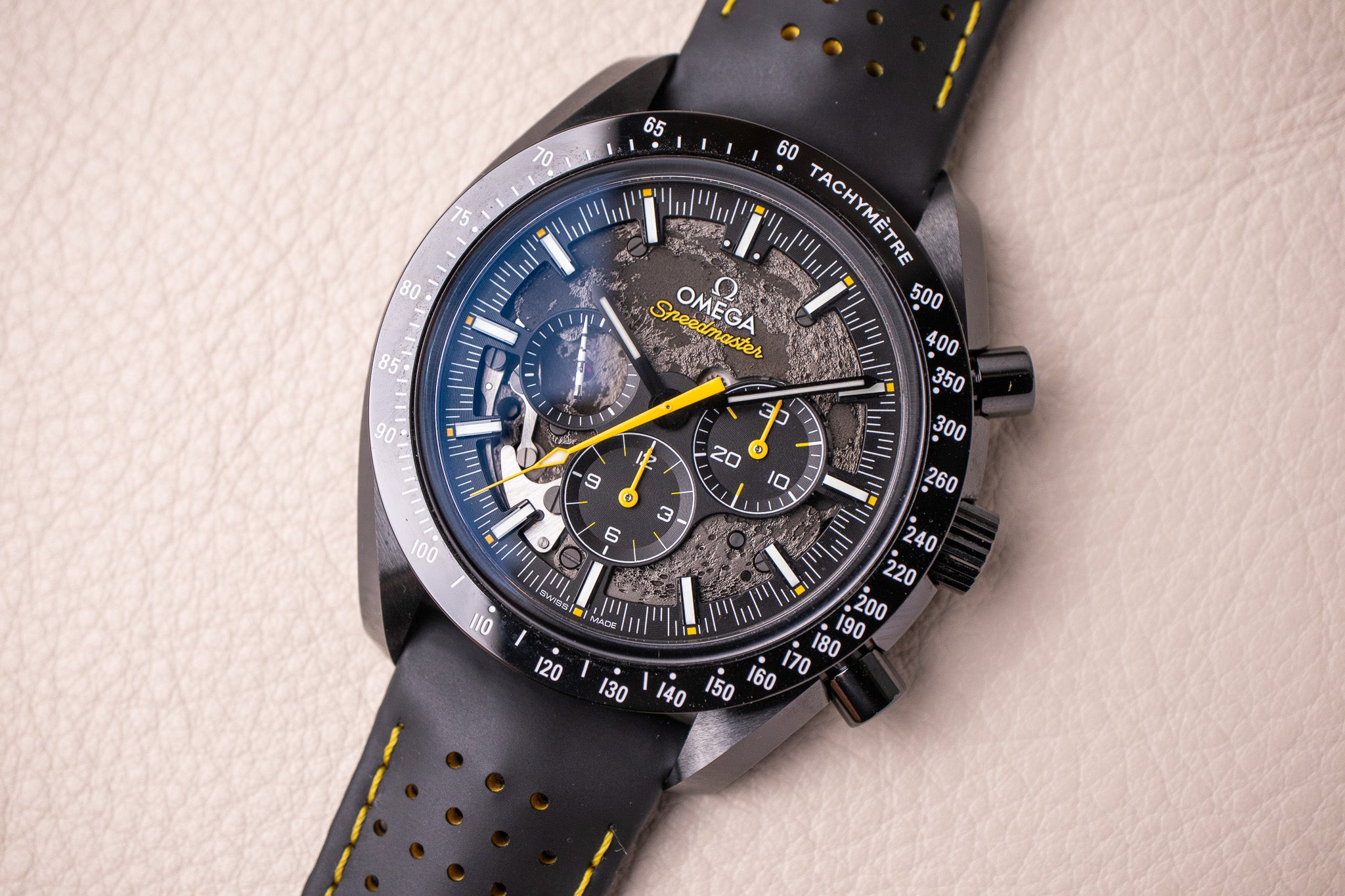Omega Speedmaster 'Dark Side of the Moon' 310.92.44.50.01.001