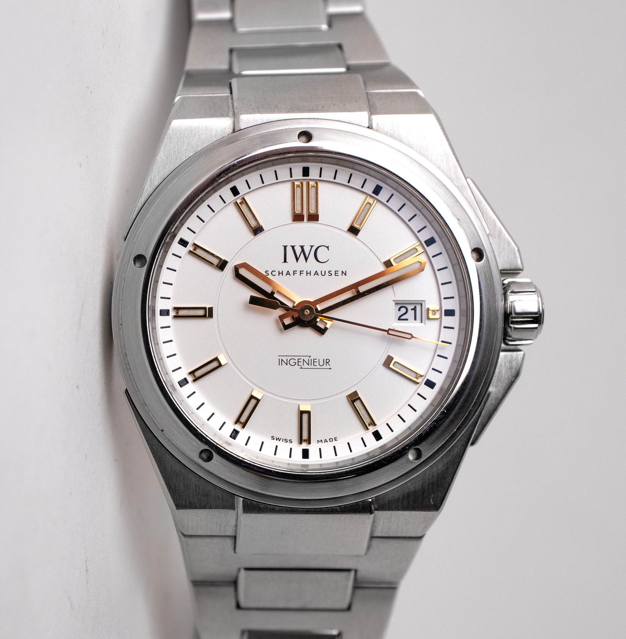 IWC Ingenieur IW323906 – Belmont Watches