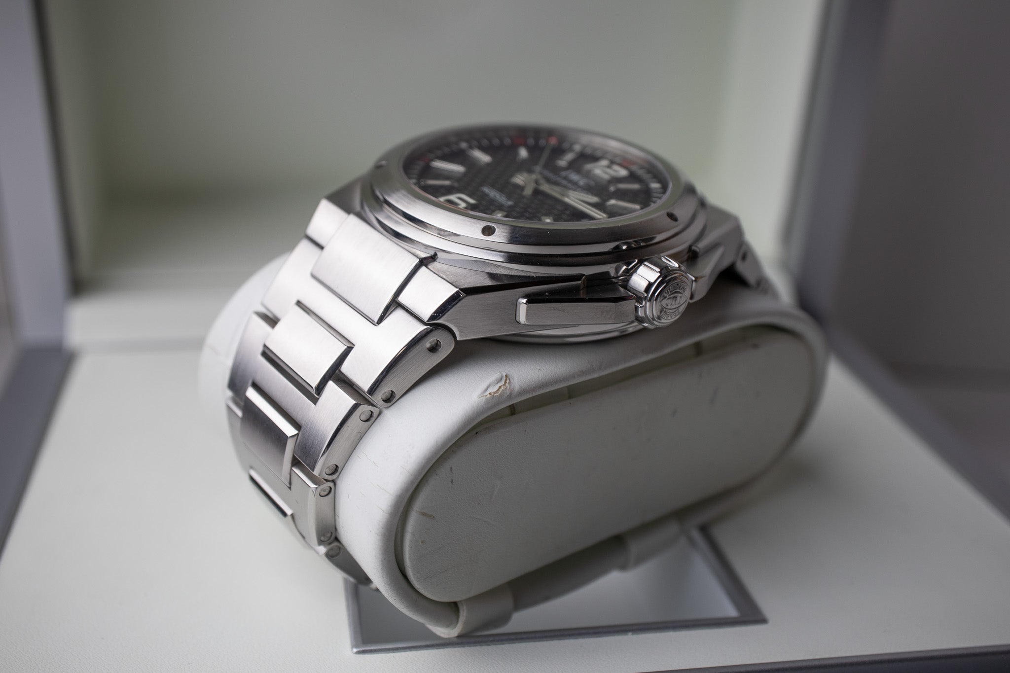 Iwc ingenieur mission earth sales