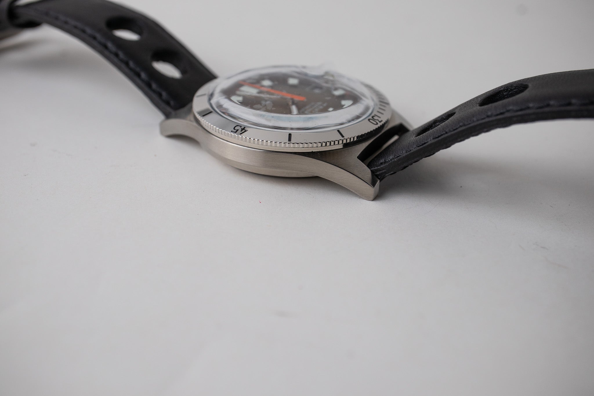 MATHEY-TISSOT X MASSENA LAB MERGULHADOR SKIN DIVER – Belmont Watches