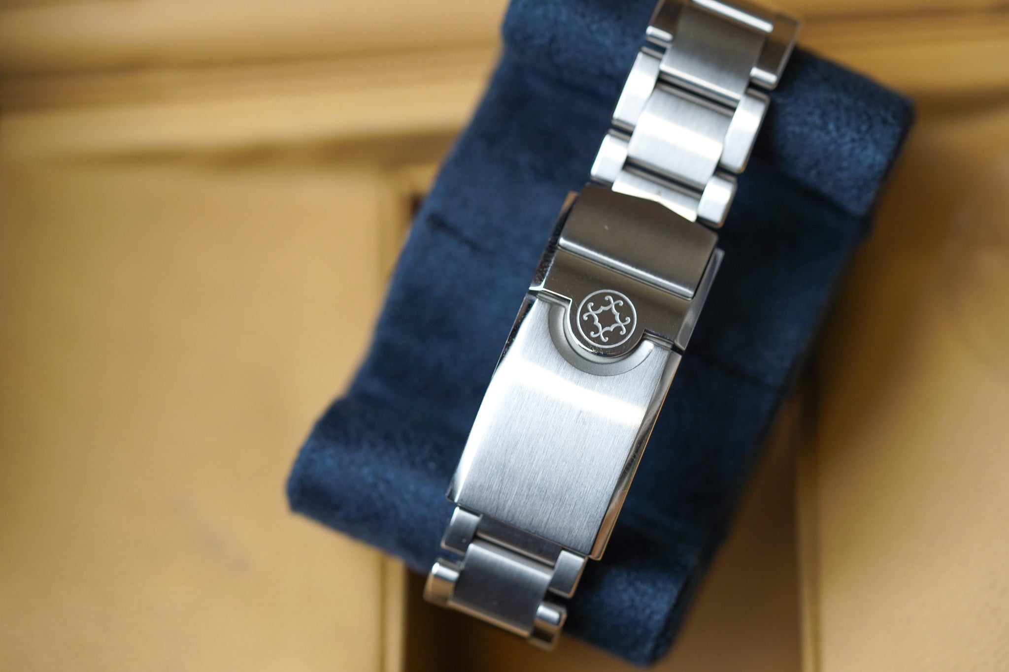Monta Triumph Green Dial
