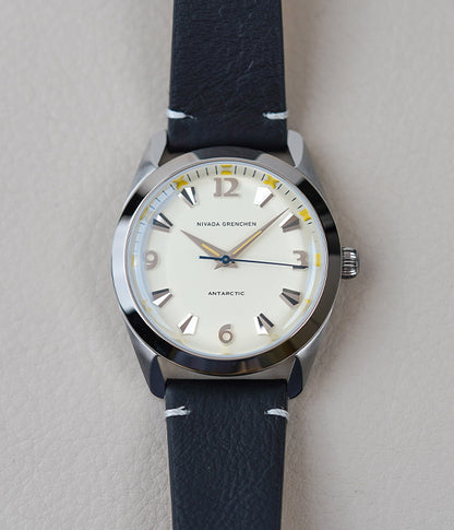 Nivada Grenchen Antarctic 38mm Eggshell Beige Luminova 32080A15