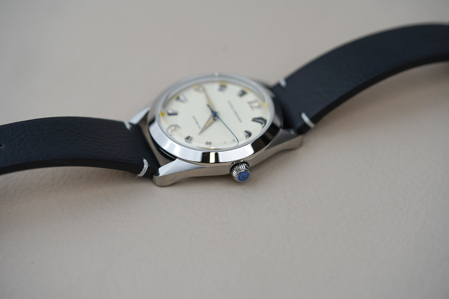 Nivada Grenchen Antarctic 38mm Eggshell Beige Luminova 32080A15