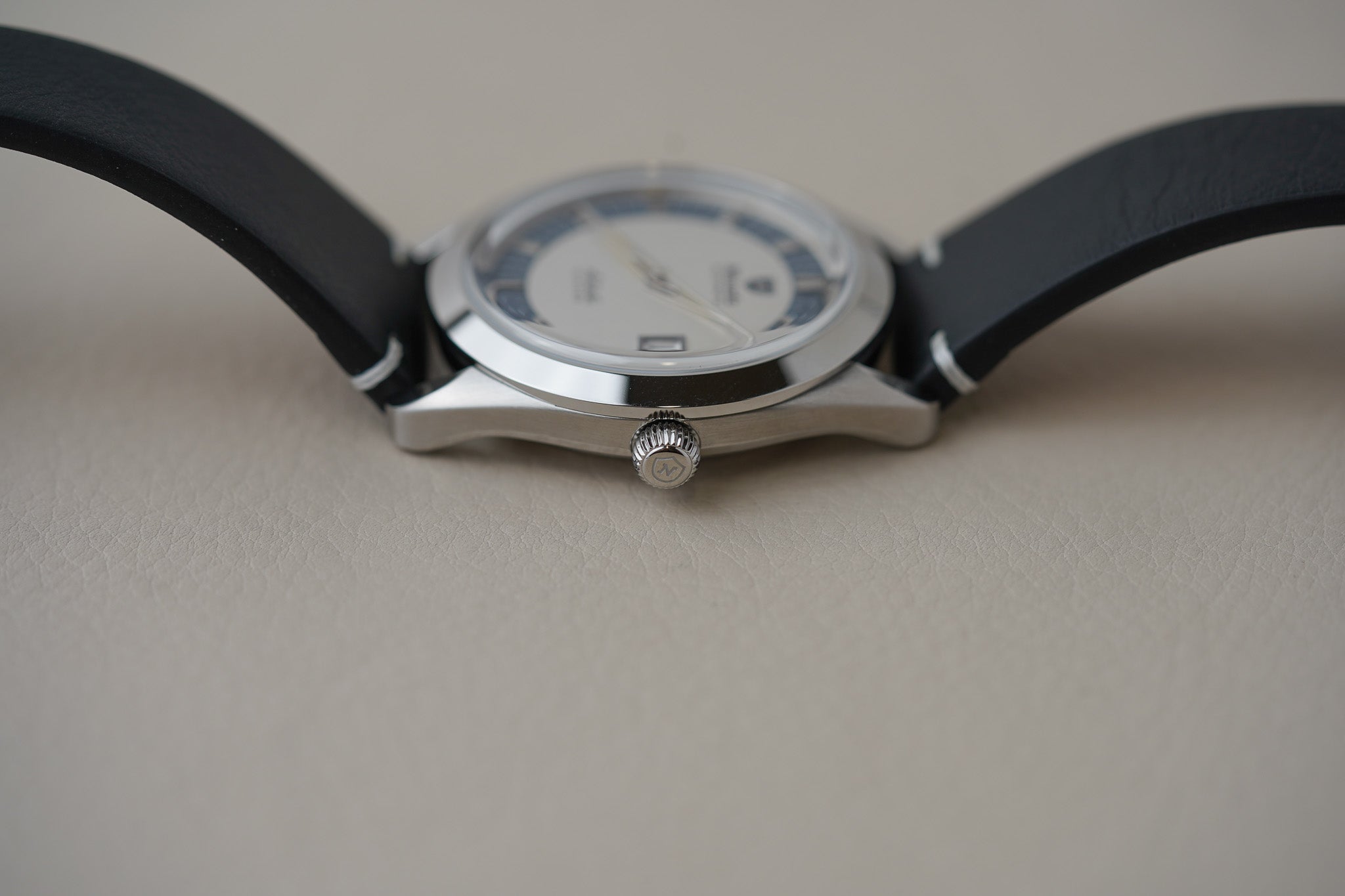 Nivada Grenchen Antarctic Glacier 38mm 32063A15