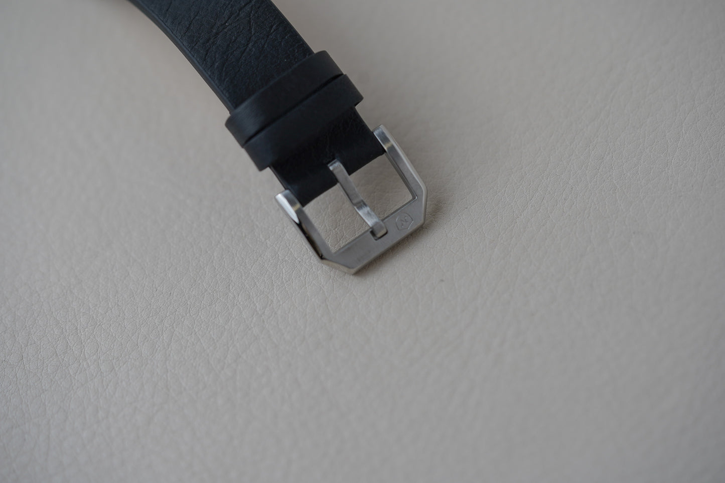 Nivada Grenchen Antarctic Glacier 38mm 32063A15