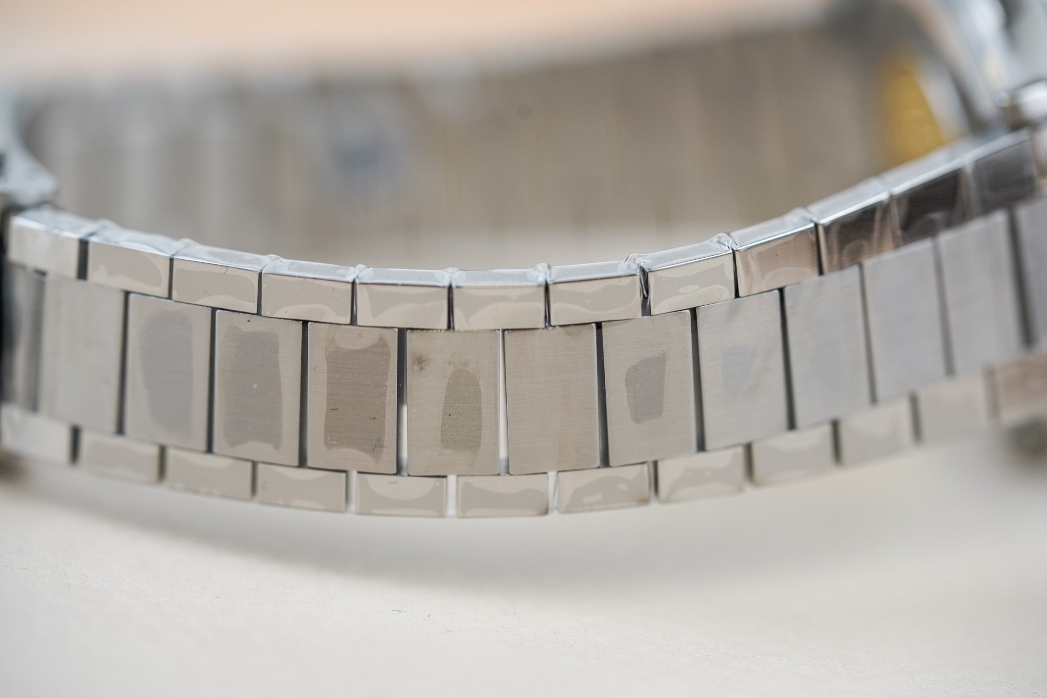 Nivada Grenchen Aquamar Vintage Flat Link 32062A20