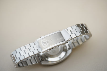 Nivada Grenchen Autochron Mecaquartz Reverse Panda 77007Q45
