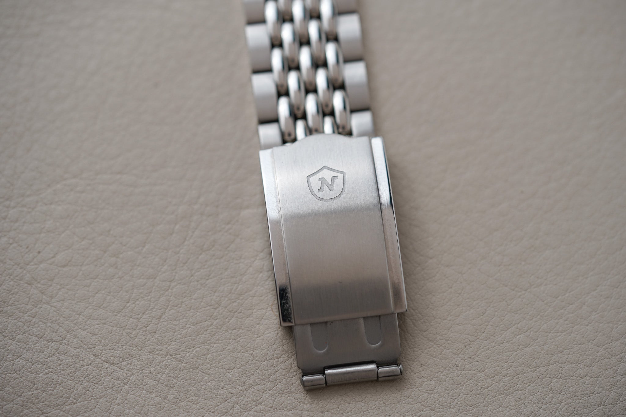 Nivada Grenchen Chronoking Manual 87033M04