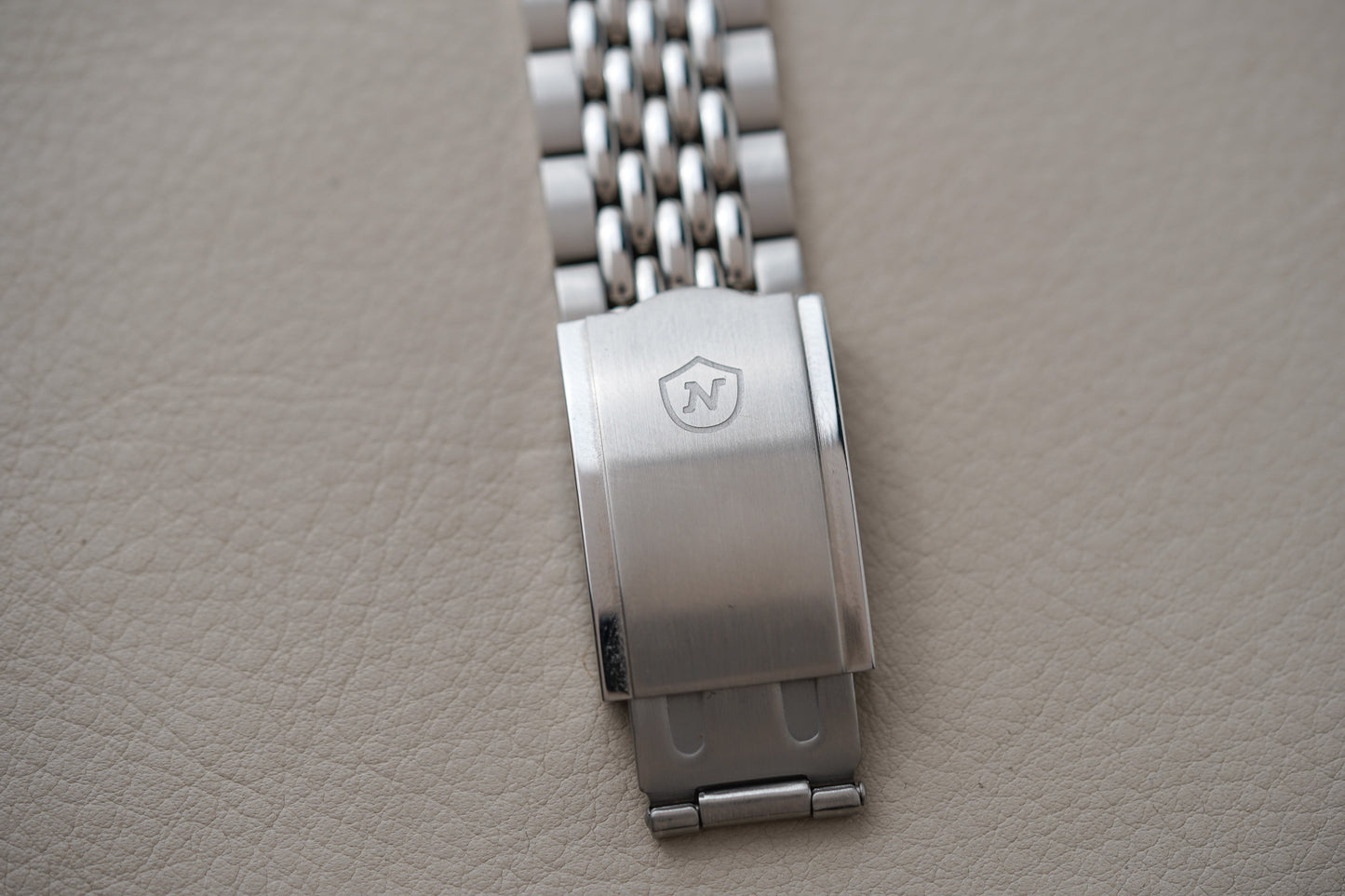 Nivada Grenchen Chronoking Manual 87033M04
