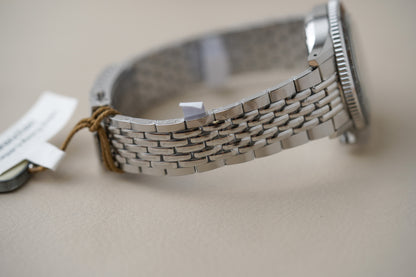 Nivada Grenchen Chronoking MecaQuartz Racing Green INTER BEZEL 87051Q04