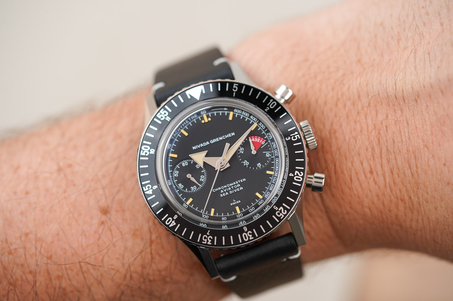 Nivada Grenchen Chronomaster Broad Arrow 41mm 85041M15