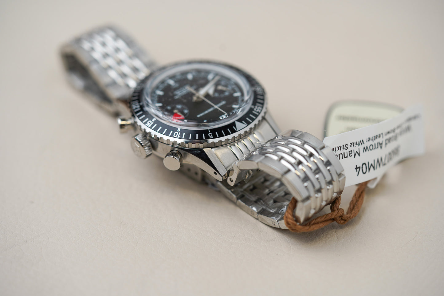 Nivada Grenchen Chronomaster White INTER.BEZEL Manual 86007WM04LC