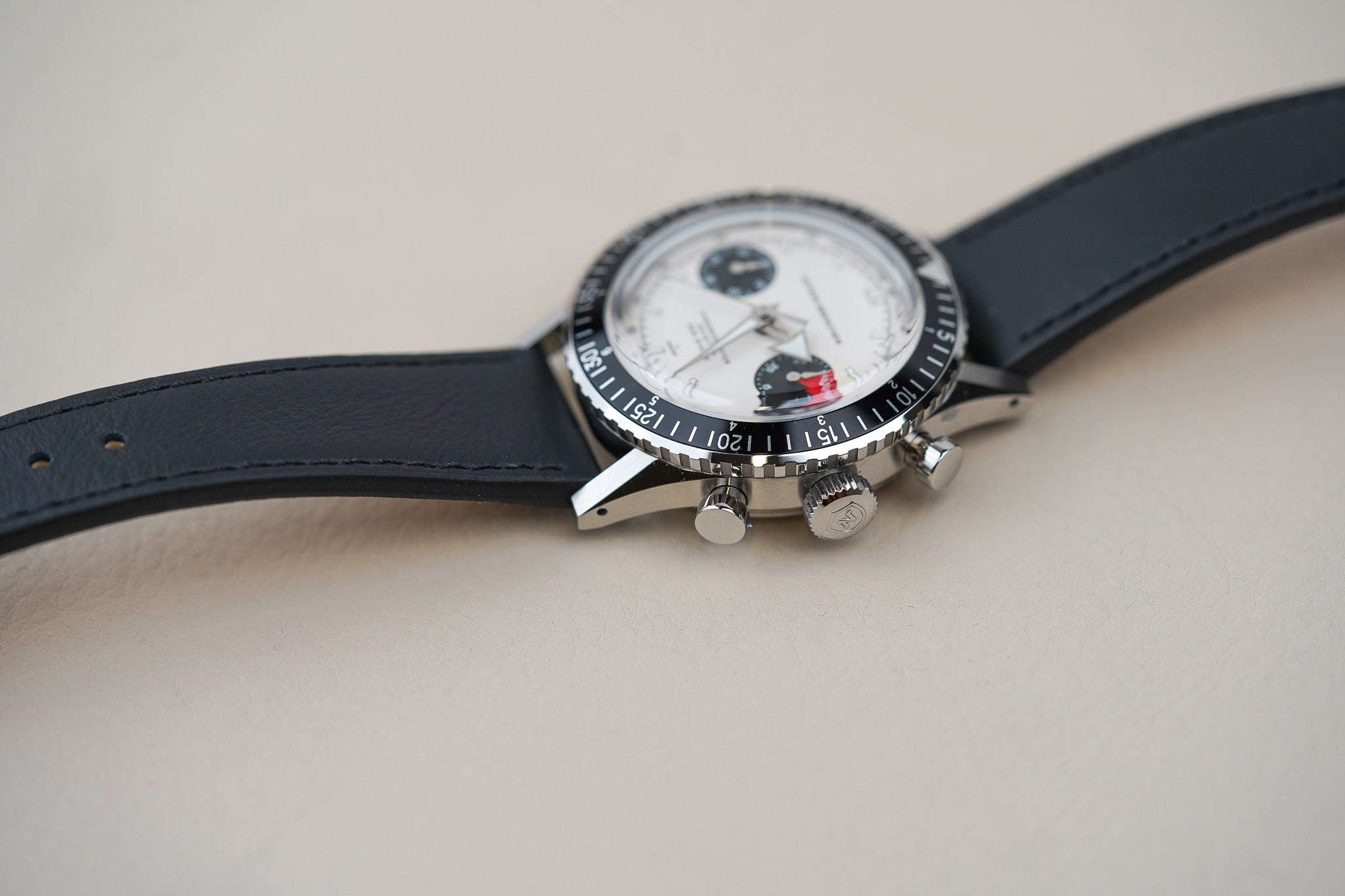 Nivada Grenchen Chronomaster White Panda Inter.Bezel 86010WM03LC