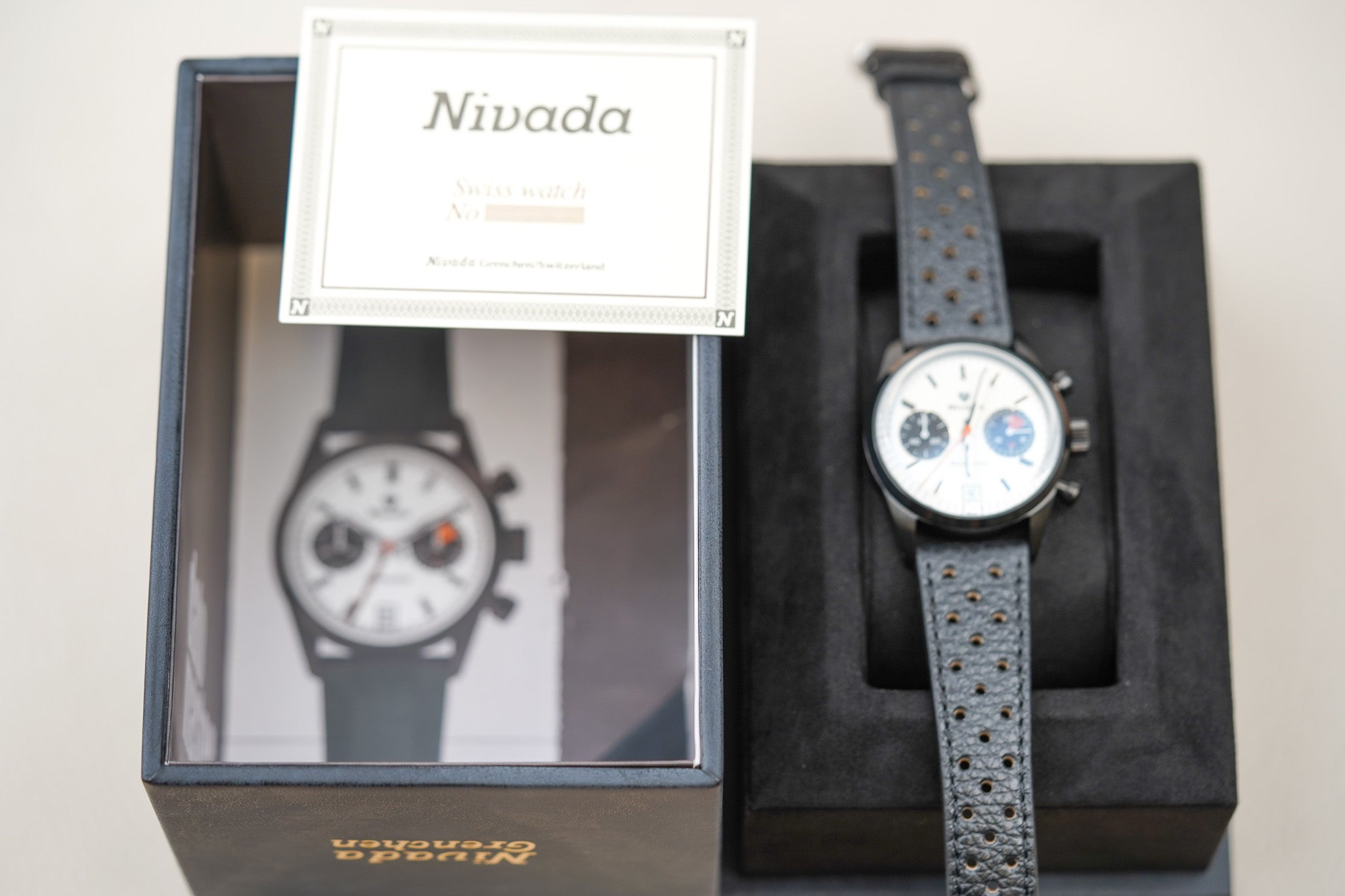 Nivada Grenchen Datomaster Black White Dial Mecaquartz 88008Q01