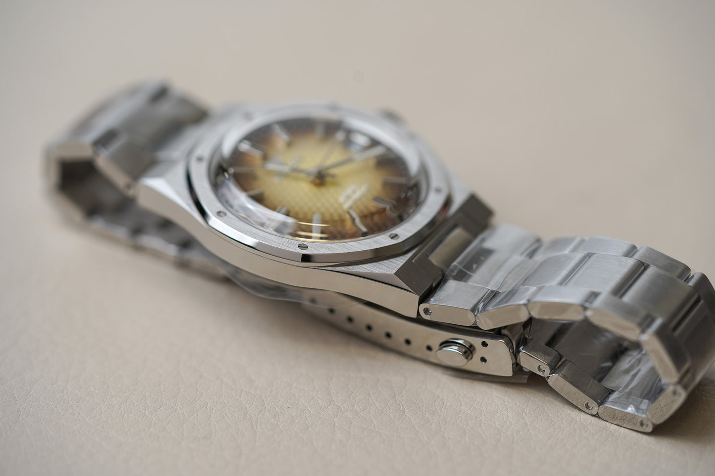 Nivada Grenchen F77 Brown Smoked 69002A77