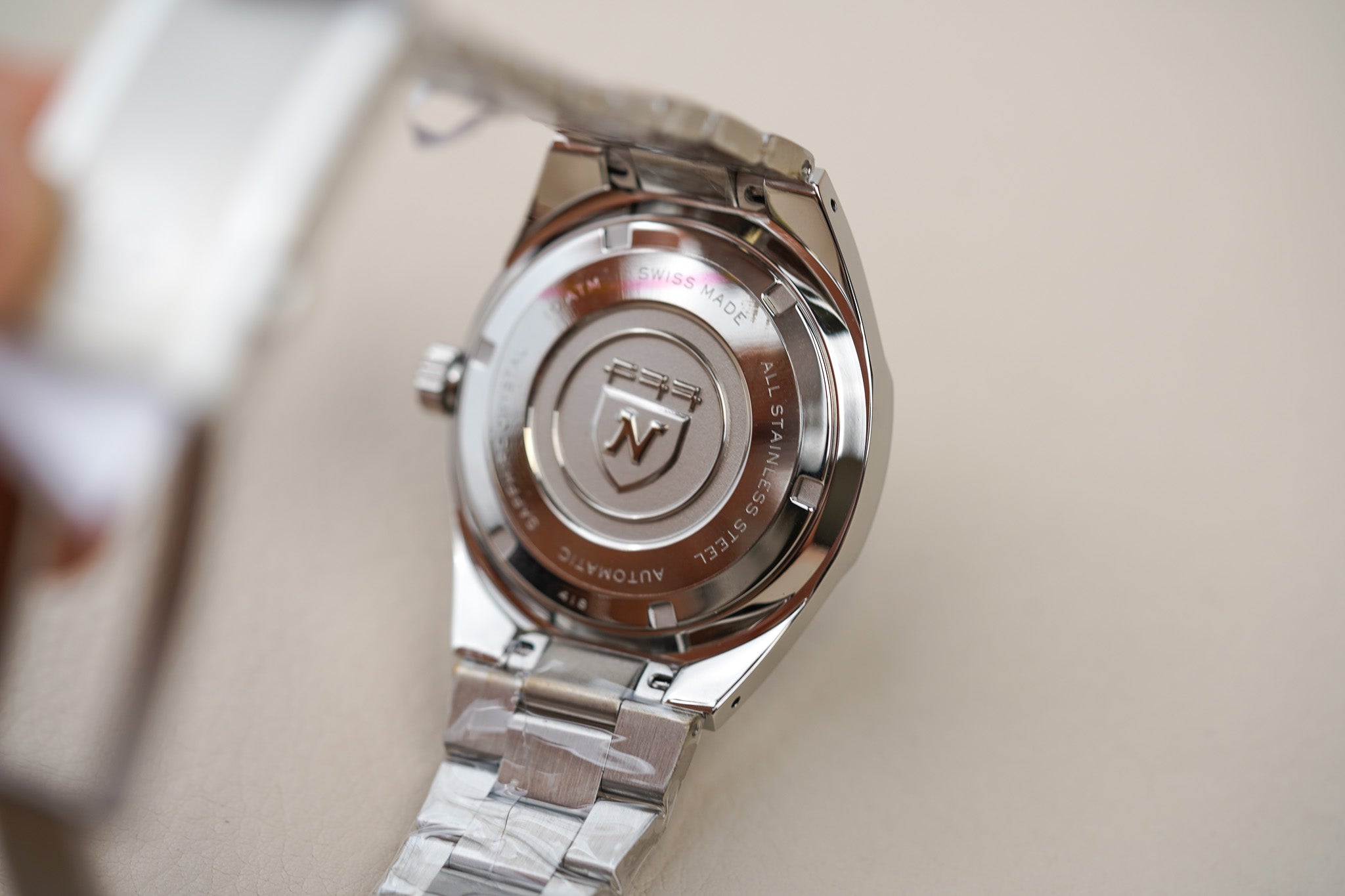 Nivada Grenchen F77 MK2 SST Beige Lume Black With Date Dial 69010A77