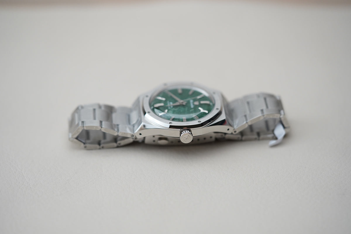Nivada Grenchen F77 MK2 Green Aventurine Dial 68053A77
