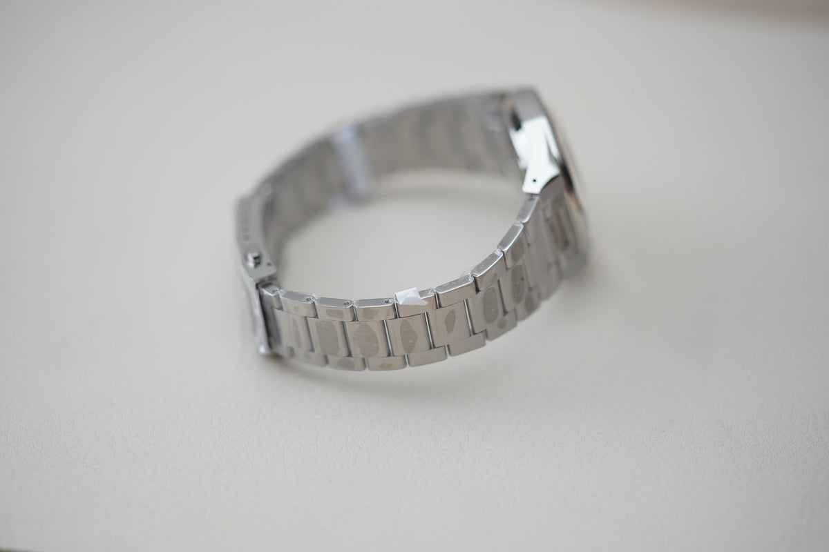 Nivada Grenchen F77 MK2 Green Aventurine Dial 68053A77