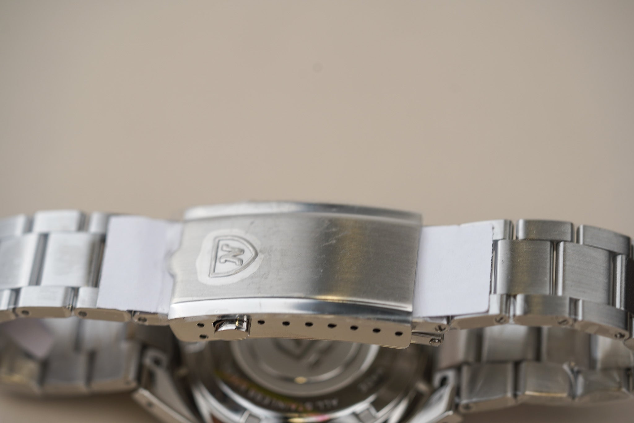 Nivada Grenchen F77 MK2 SST Grey Dial No Date 68044A77 – Belmont