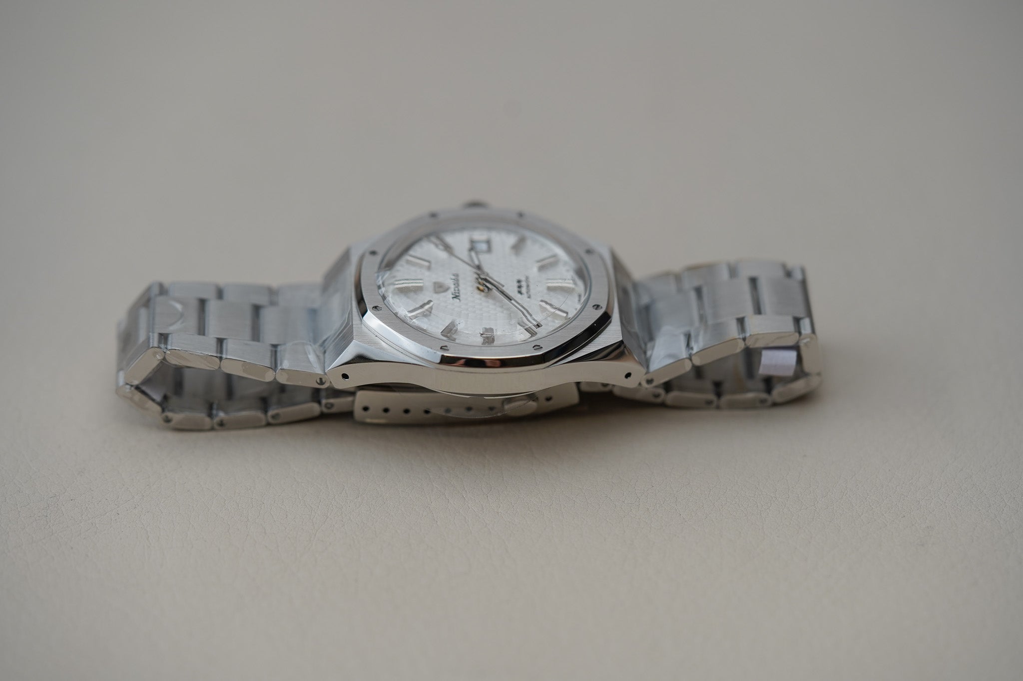 Nivada Grenchen F77 MK2 SST White Dial Date 69014A77