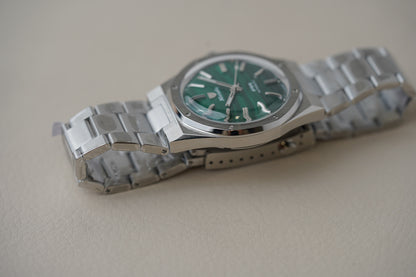 Nivada Grenchen F77 Malachite MK1 Steel 68036A77