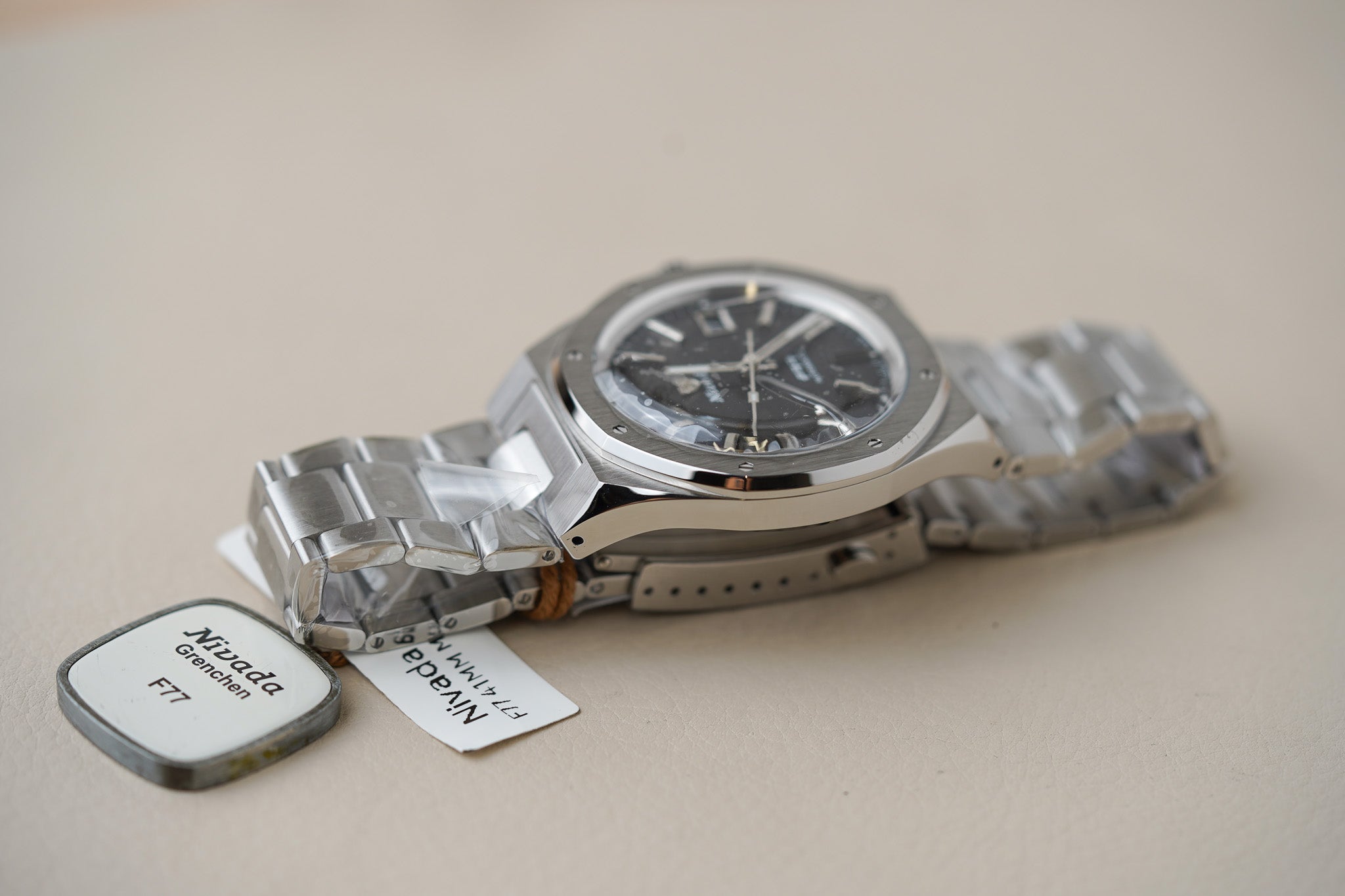 Nivada Grenchen F77 Stainless Steel 41mm Meteorite Dial 69041A77C