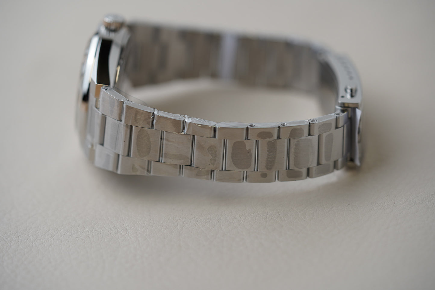 Nivada Grenchen F77 Stainless Steel Lapis Lazuli 68009A77