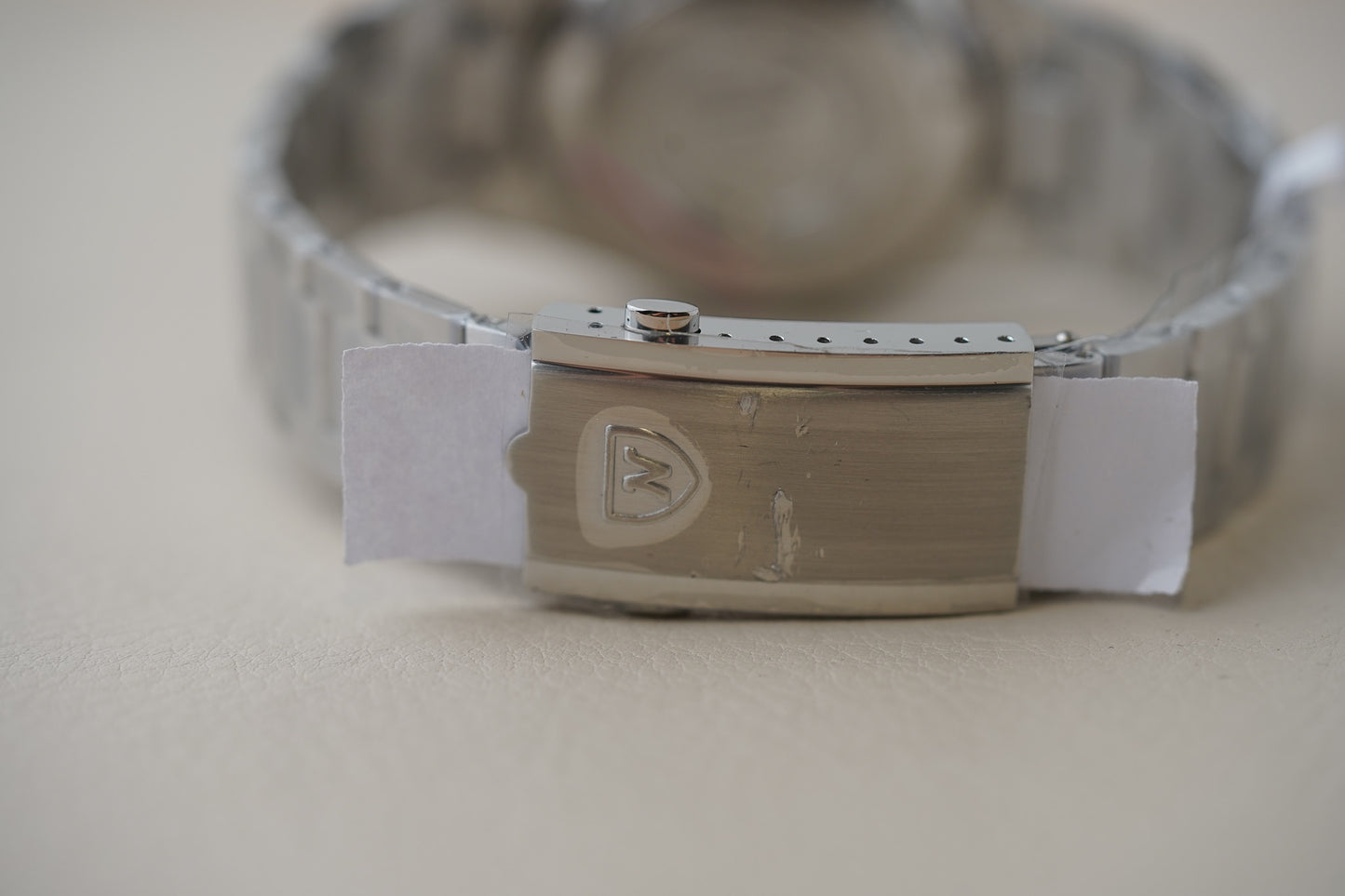 Nivada Grenchen F77 Tiger Eye MK1 Steel 68032A77