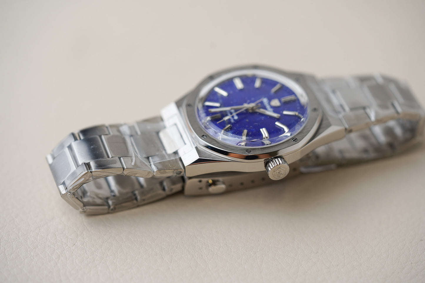 Nivada Grenchen F77 Titanium Lapis Lazuli 68017A77