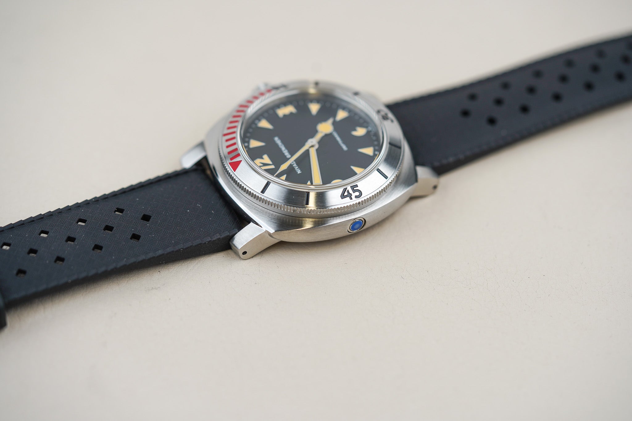 Nivada Grenchen Pacman Depthmaster 42mm 14200A01