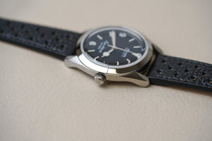 Nivada Grenchen Super Antarctic 3.6.9 Black No Vintage Effect White Lume 32039A10