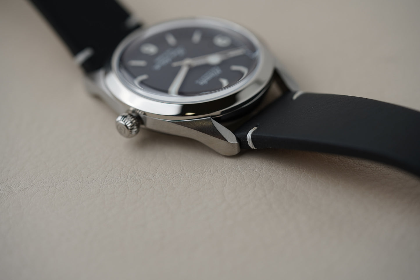 Nivada Grenchen Super Antarctic 3.6.9 Black No Vintage Effect White Lume 32039A15