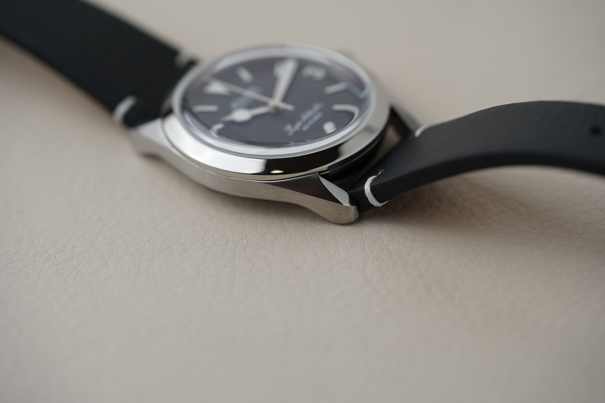 Nivada Grenchen Super Antarctic 3.6.9 Black No Vintage Effect White Lume 32039A15