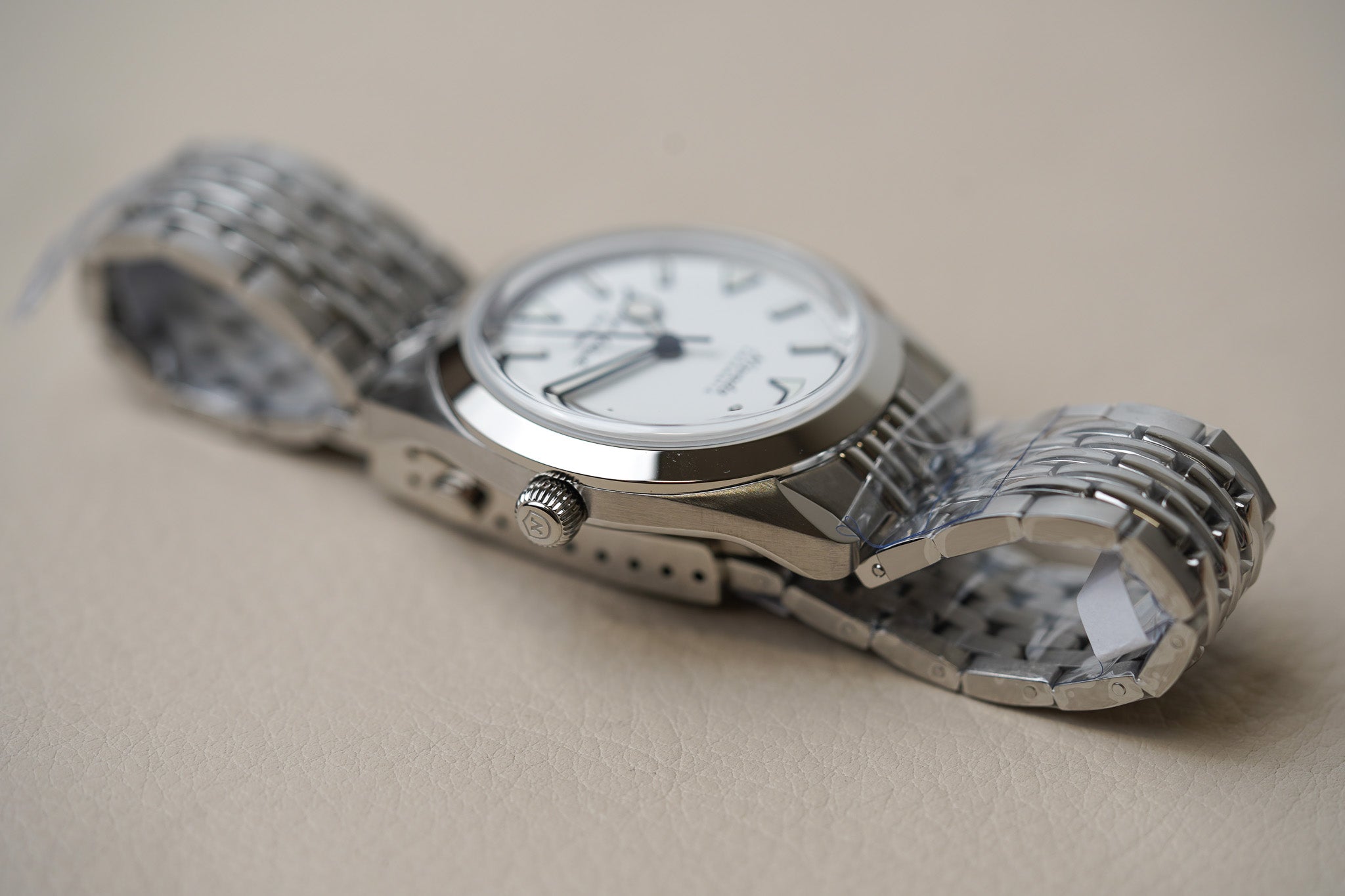 Nivada Grenchen Super Antarctic White BOR 32065A04