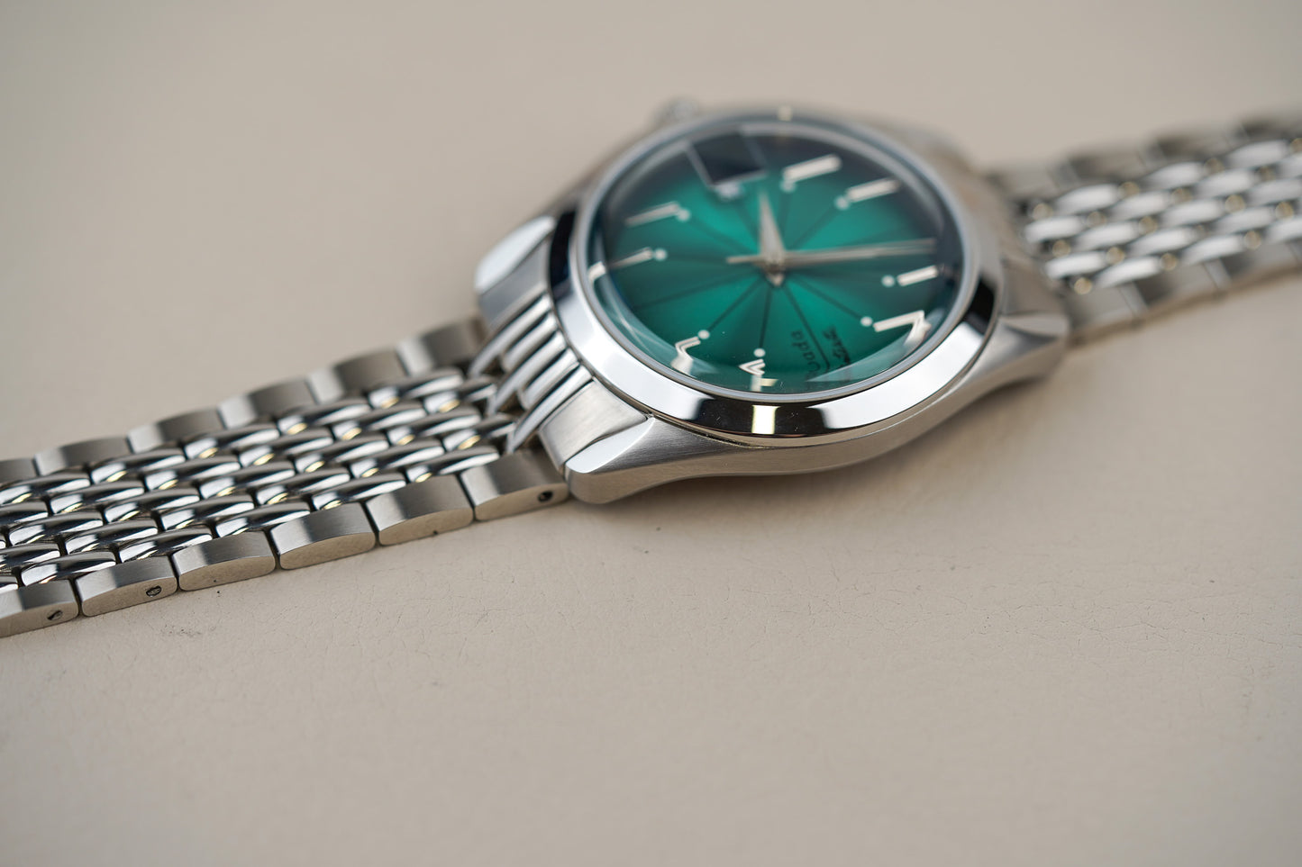 Nivada Grenchen x Ocarat Antarctic Spider Green 114438