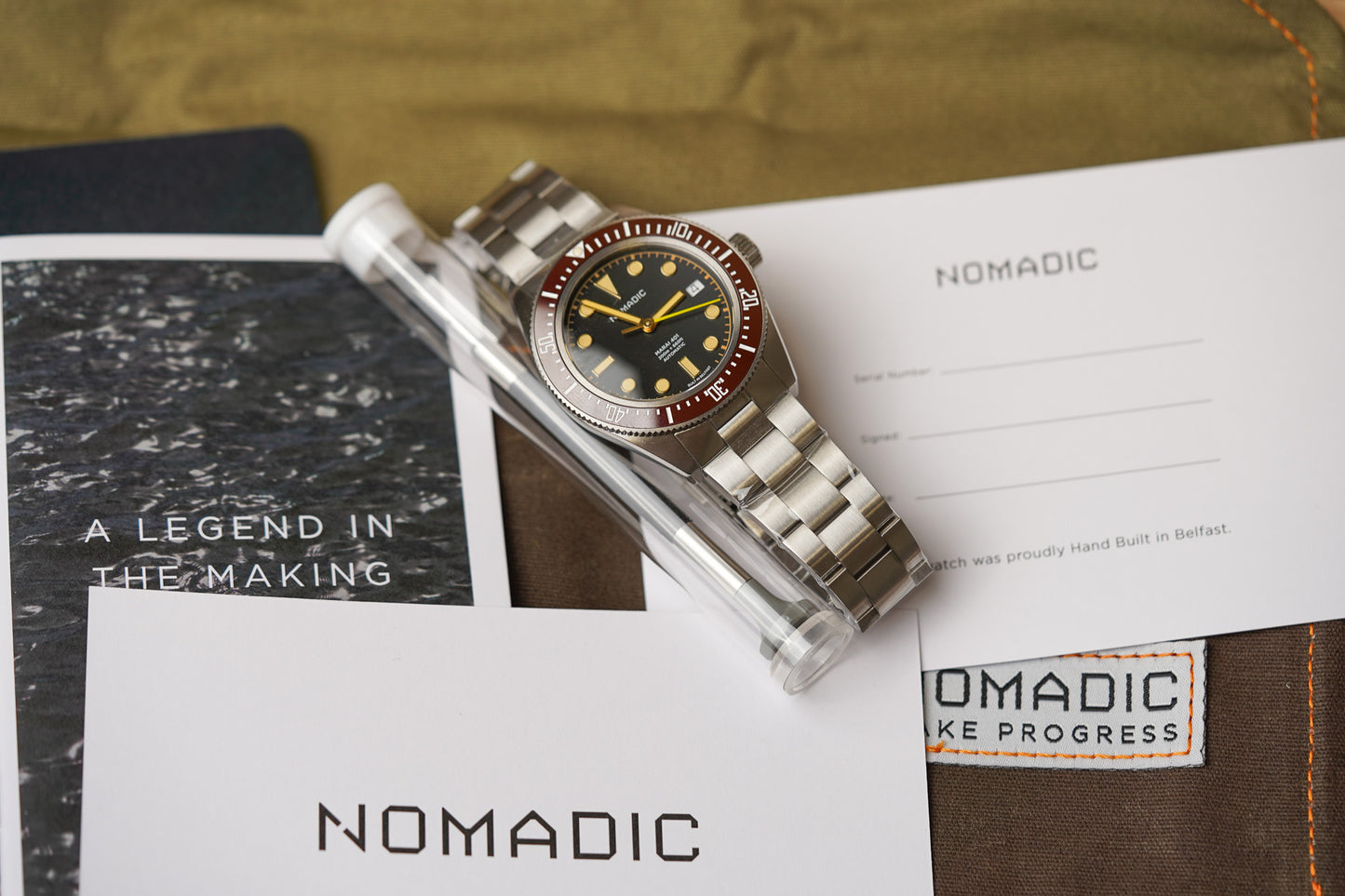 Nomadic Crimson Dawn Marai 401 Dive Watch 4014000CD