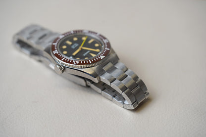 Nomadic Crimson Dawn Marai 401 Dive Watch 4014000CD