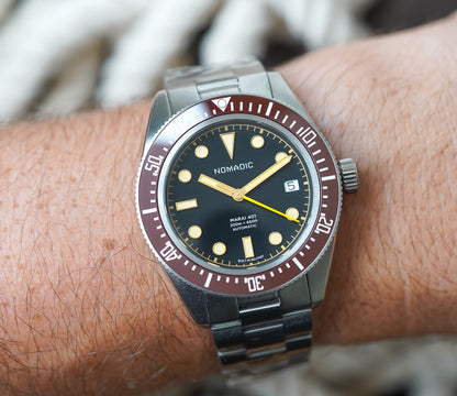 Nomadic Crimson Dawn Marai 401 Dive Watch 4014000CD