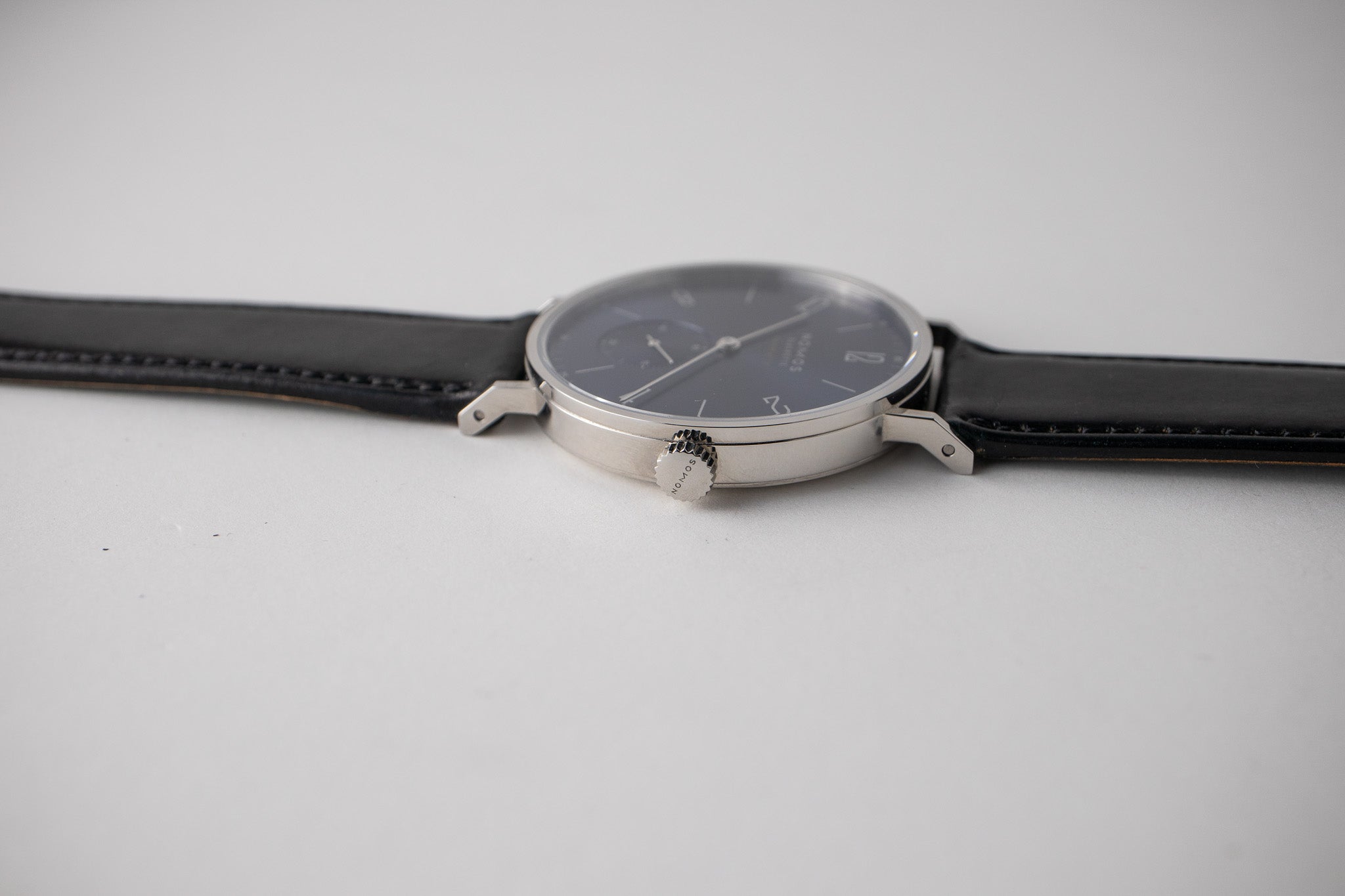 Nomos Tangente Neomatik 39 Blue Gold 146