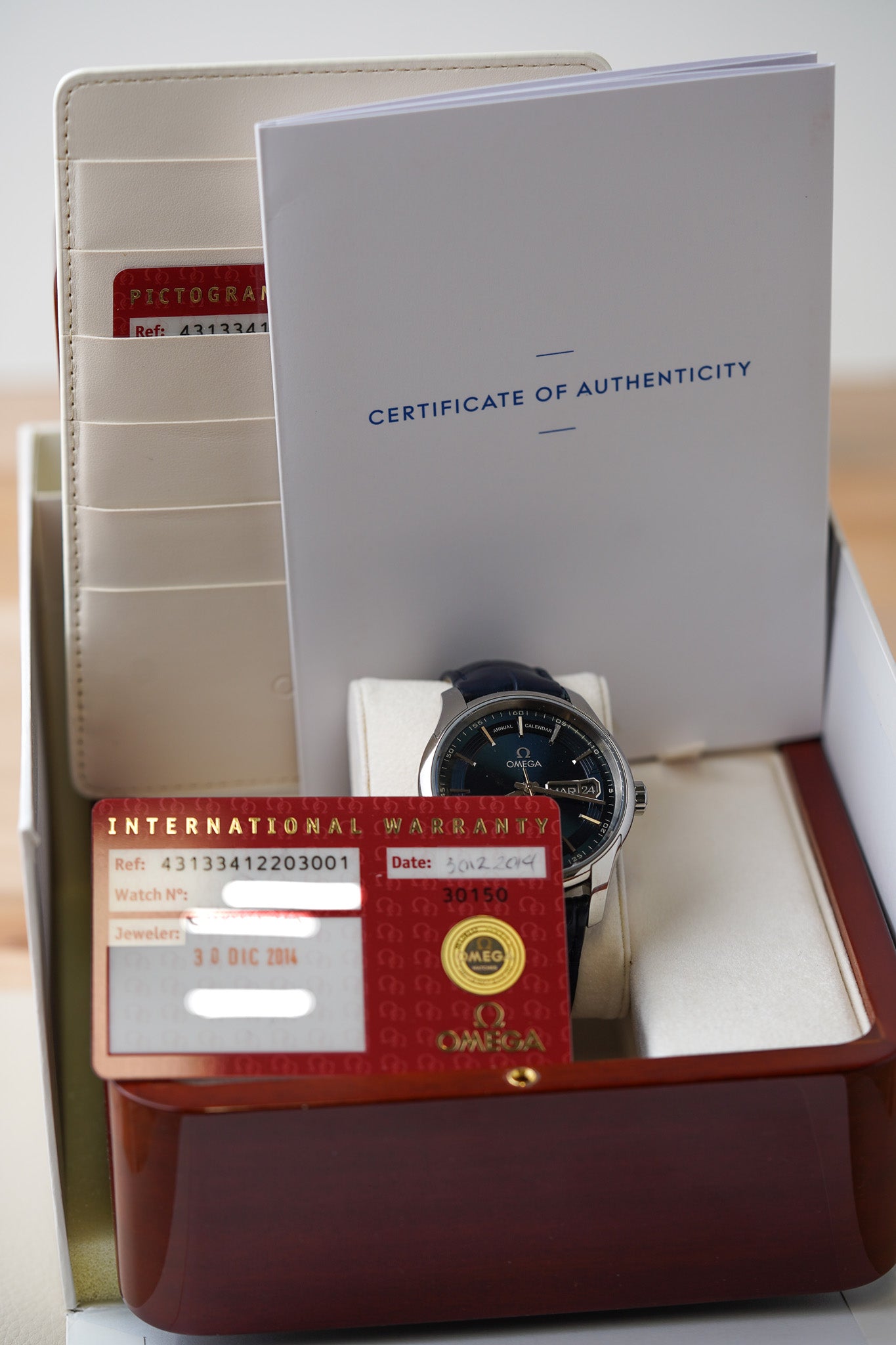 Omega De Ville Hour Vision Blue Dial 431.33.41.22.03.001