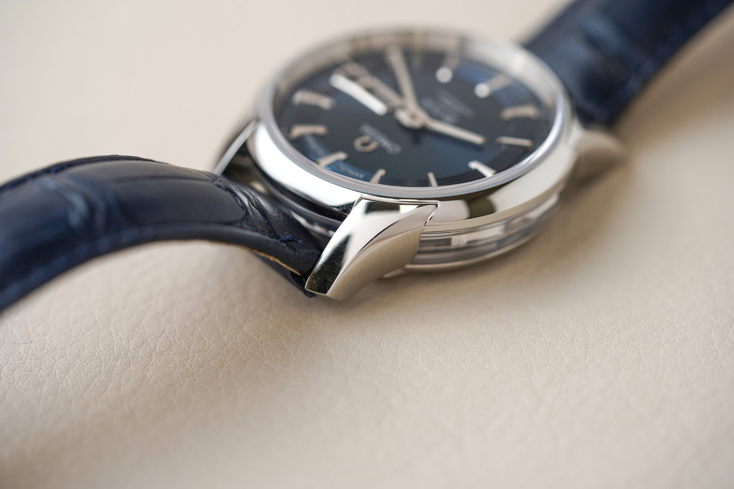 Omega De Ville Hour Vision Blue Dial 431.33.41.22.03.001
