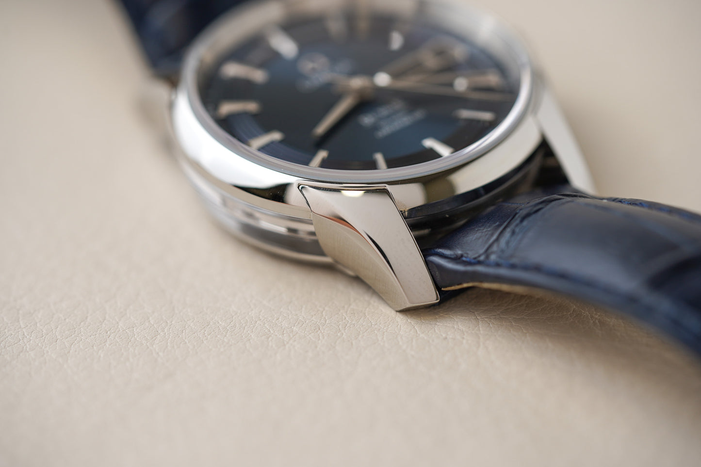 Omega De Ville Hour Vision Blue Dial 431.33.41.22.03.001
