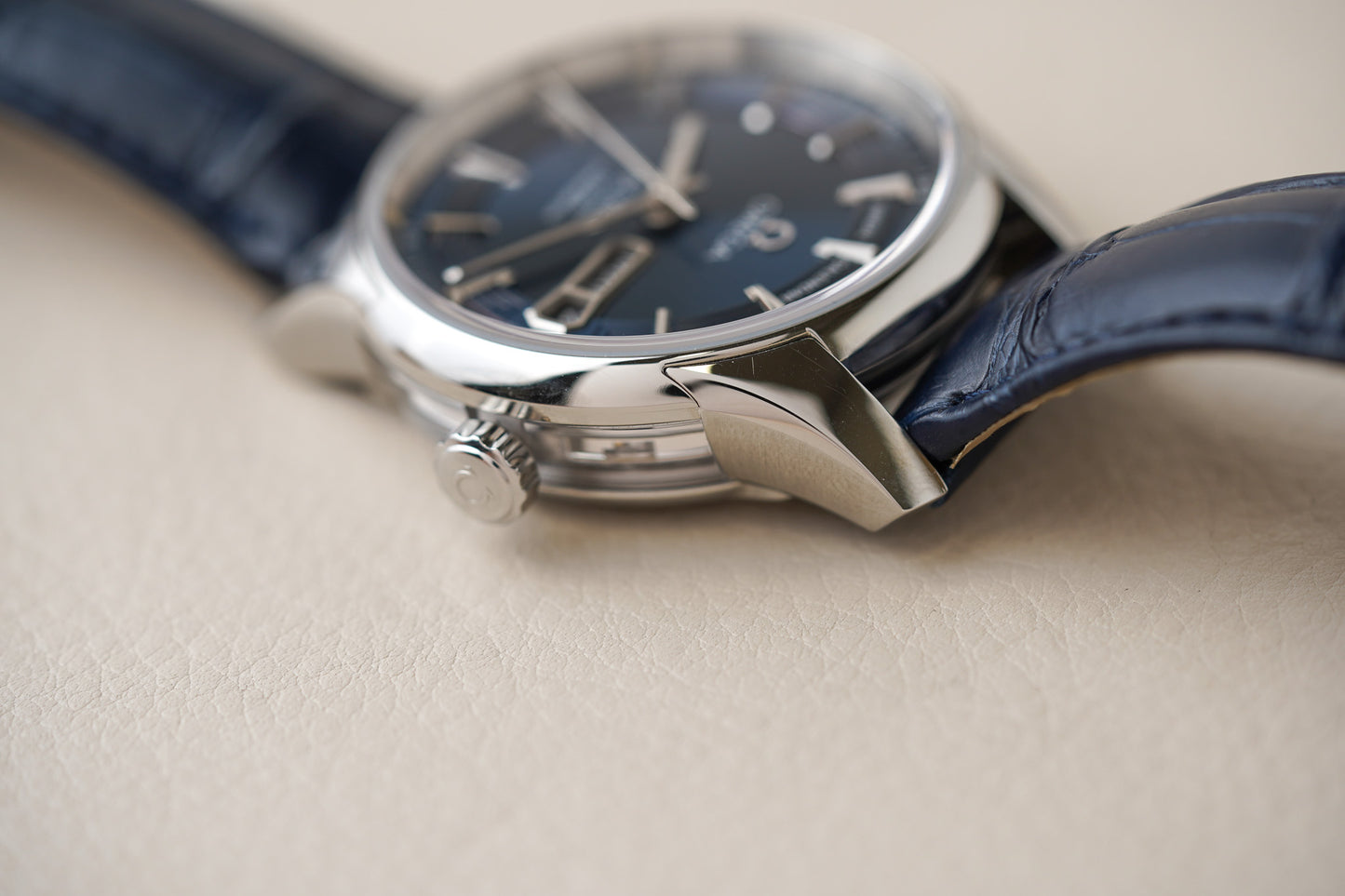 Omega De Ville Hour Vision Blue Dial 431.33.41.22.03.001