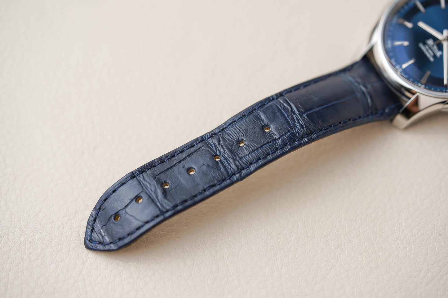 Omega De Ville Hour Vision Blue Dial 431.33.41.22.03.001