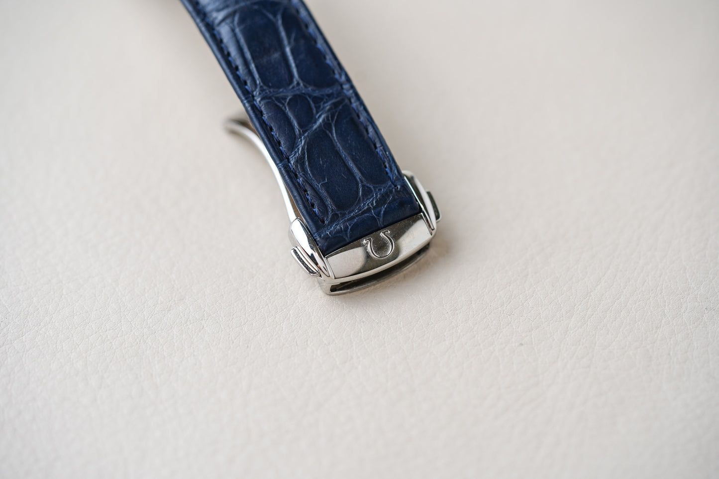 Omega De Ville Hour Vision Blue Dial 431.33.41.22.03.001