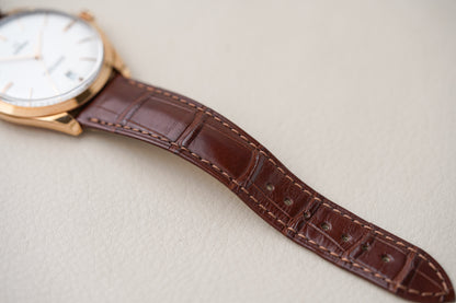 Omega De Ville Tresor Sedna Gold 432.53.40.21.02.002