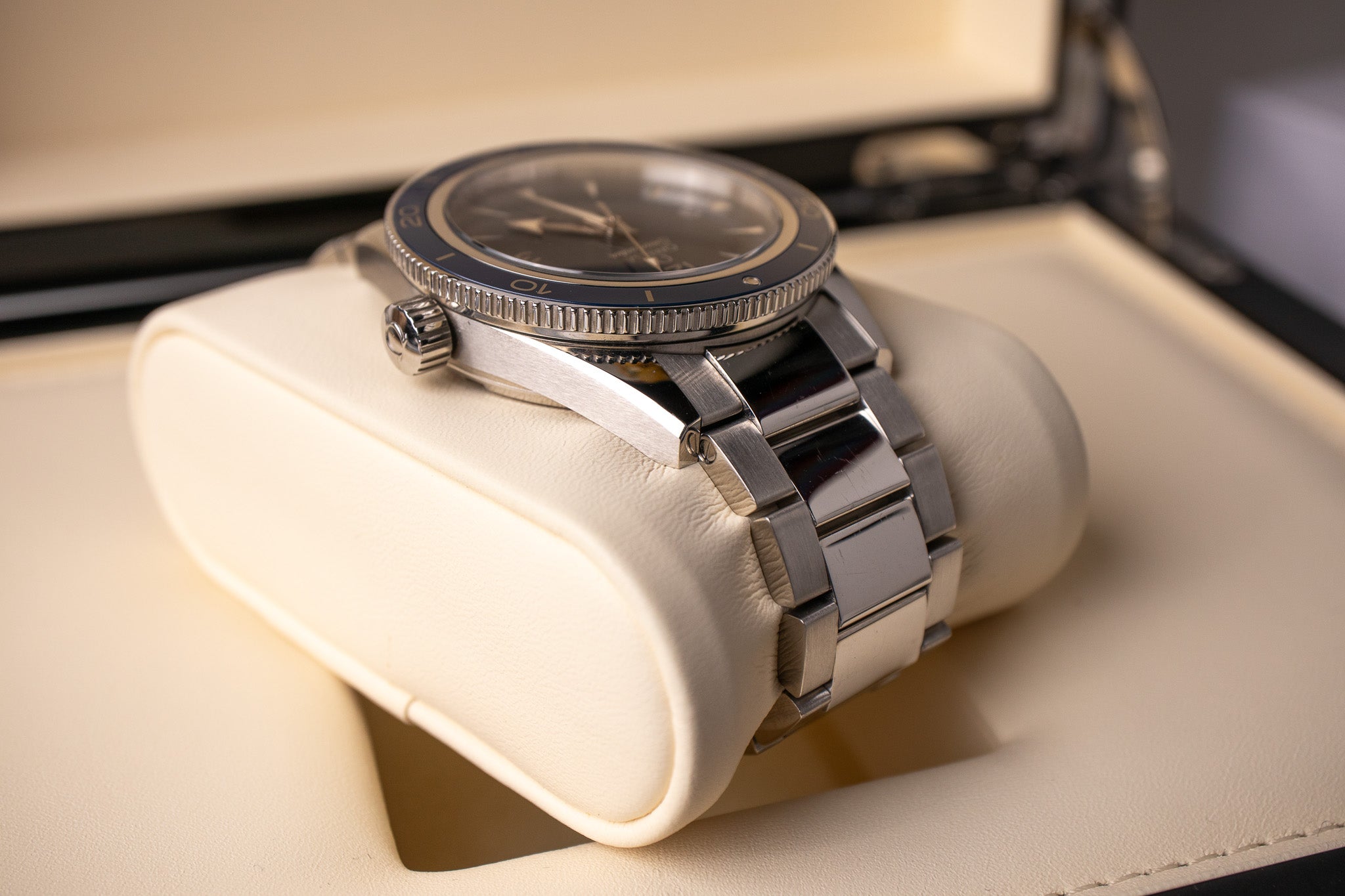 Omega seamaster 300 platinum sale