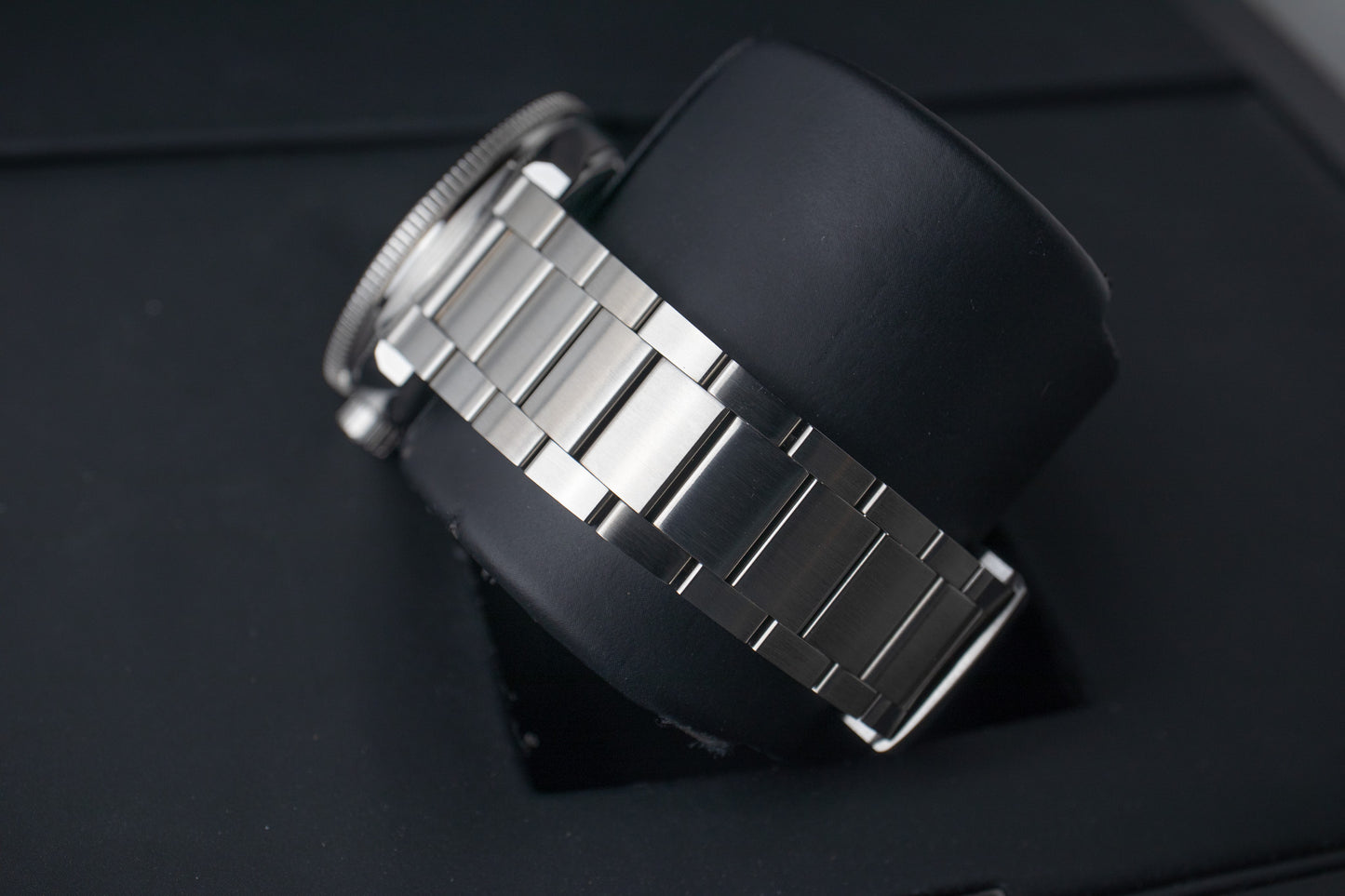 Omega Seamaster 300 James Bond SPECTRE 233.32.41.21.01.001